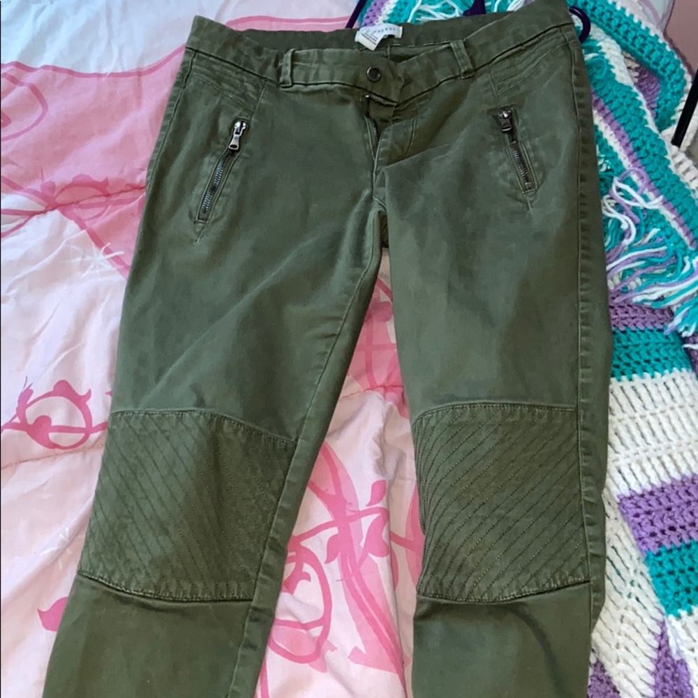 FOREVER 21 JEANS